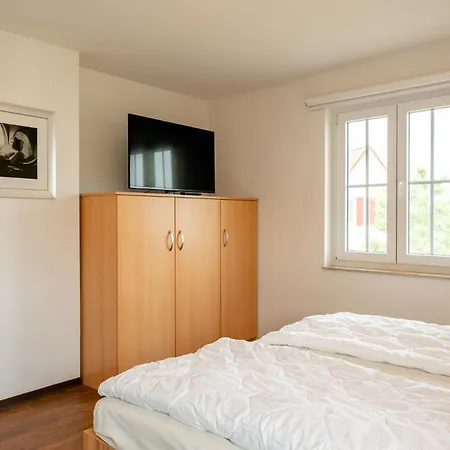 C 3 Reethaus Loewe Mit Aussenwhirlpool Und Sauna Gramkow