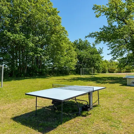 C 3 Reethaus Loewe Mit Aussenwhirlpool Und Sauna * Gramkow