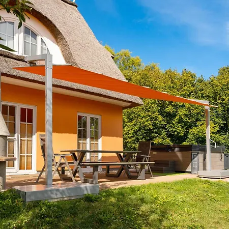 Prázdninový dům C 3 Reethaus Loewe Mit Aussenwhirlpool Und Sauna *